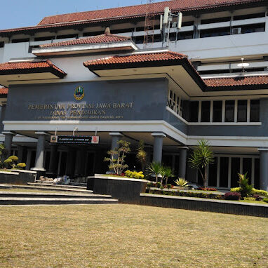 FOTO KANTOR DISDIK PROVINSIS JABAR