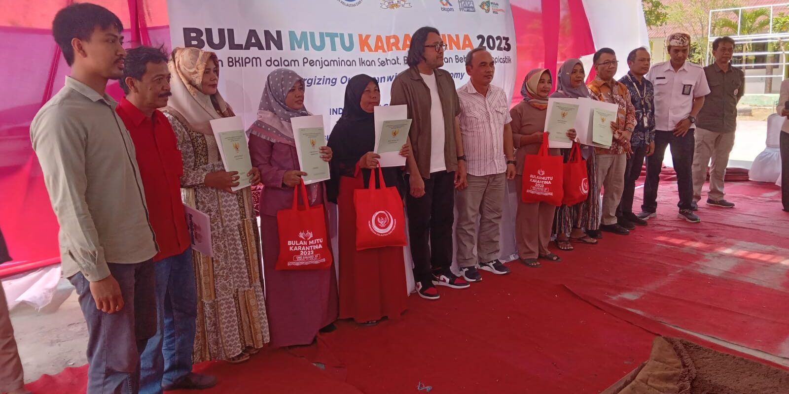 8be6a972-b416-4865-86d0-3d13d01eb343