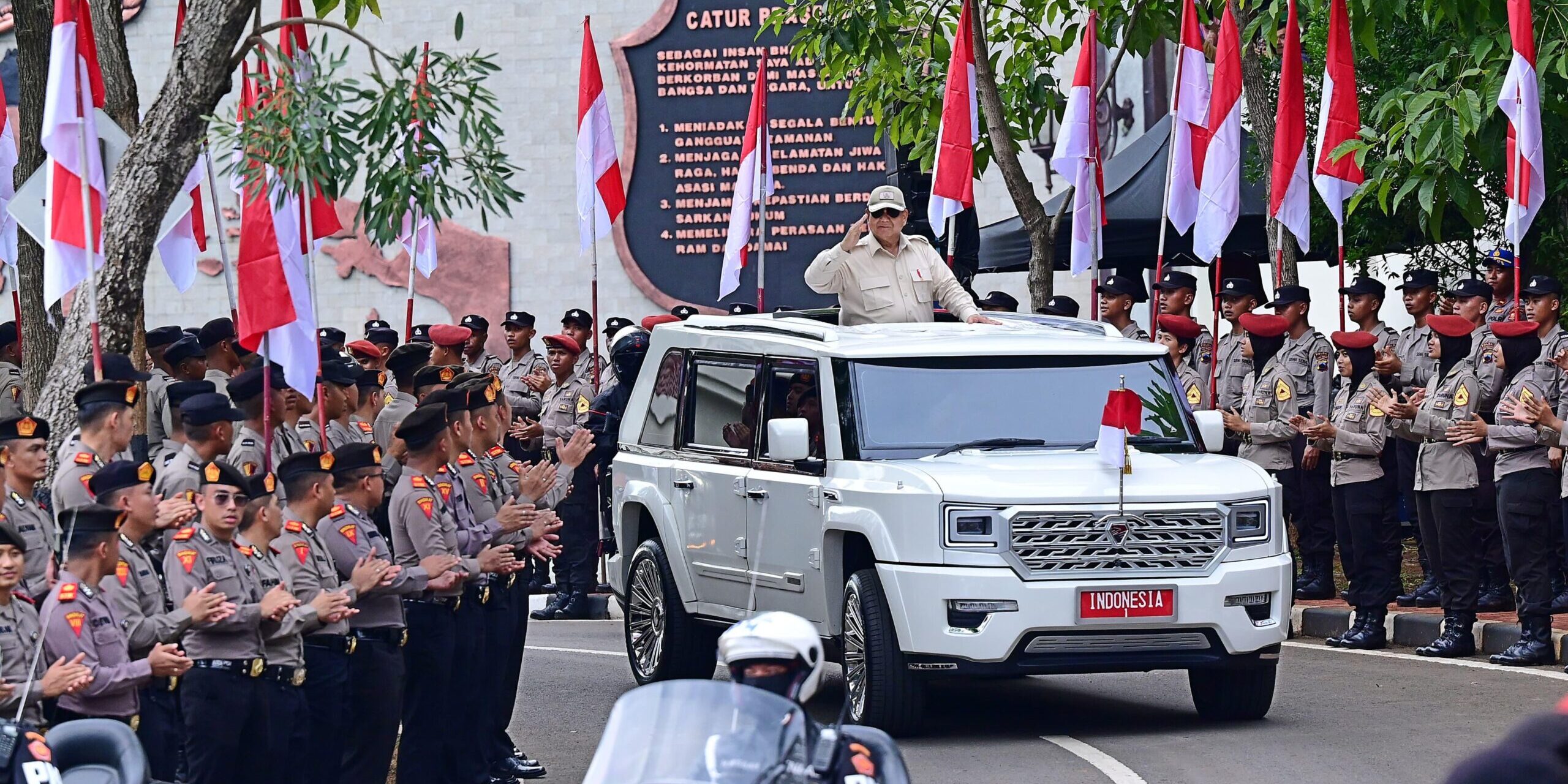 4004WhatsApp_Image_2024-12-11_at_18.50.30